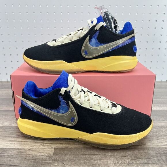 Nike Lebron 20 UNINTERRUPTED Speak Your Truth Basketball FN0941-001 Mens Sz 9